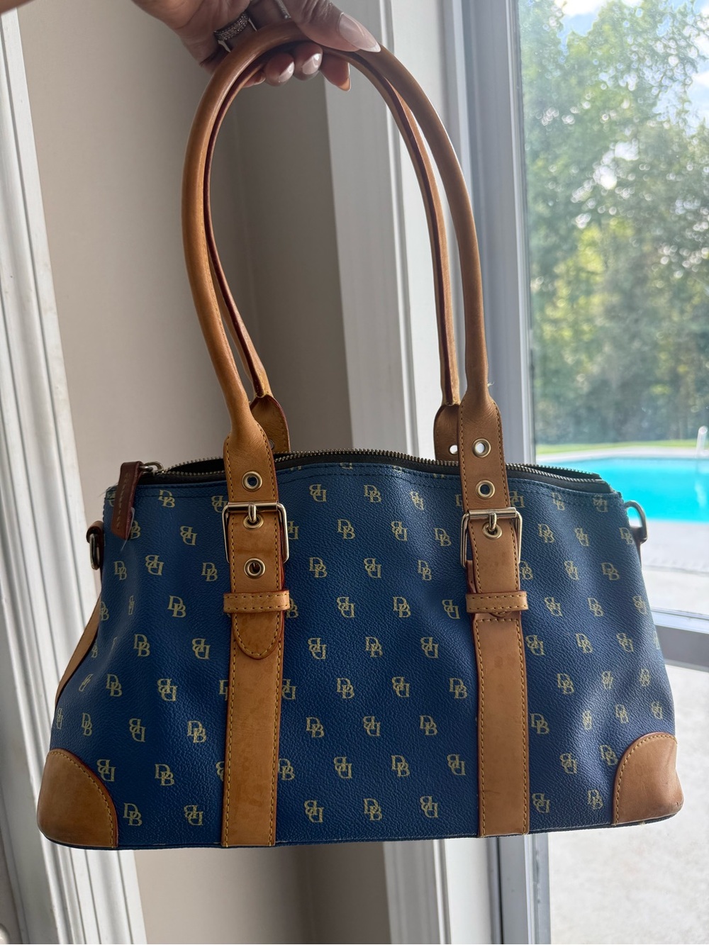Vintage Dooney & Bourke Purse - Picture 1 of 10